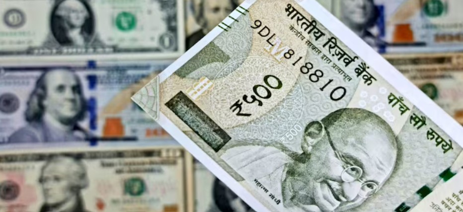 ಡಾಲರ್ ಎದುರು ರೂಪಾಯಿ ಕುಸಿತ